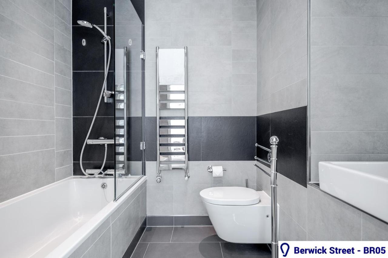 Stayo Berwick Street Londra Exterior foto
