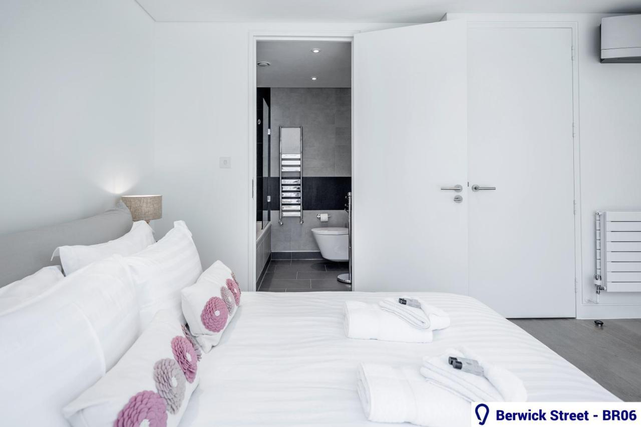 Stayo Berwick Street Londra Exterior foto