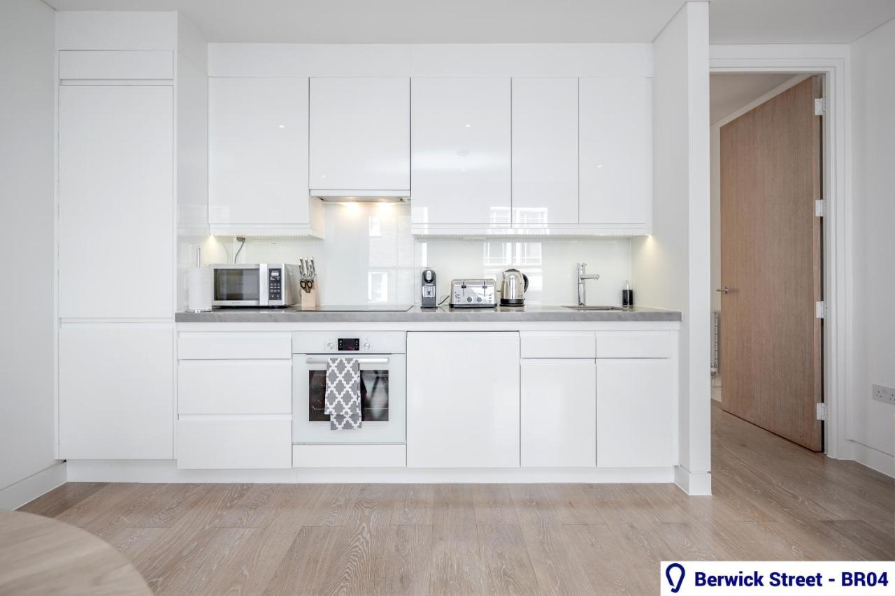 Stayo Berwick Street Londra Exterior foto